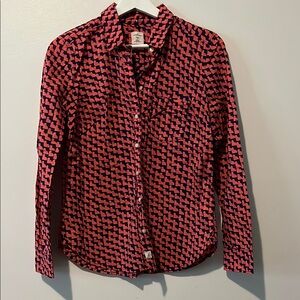 GAP Red and Black Heart Pattern Shirt